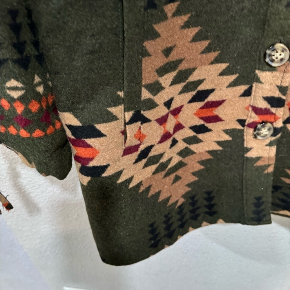 L.I.F.E western Aztec fringe shirt jacket size medium - Picture 6 of 9